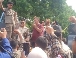 PPPK Paruh Waktu Demo di Gedung DPRD Kab.Cirebon, Menuntut Jadi PPPK Penuh Waktu