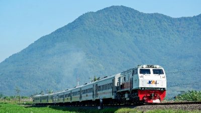 Penumpang Kereta Api di Cirebon Melonjak Drastis, Ini Faktor Utamanya