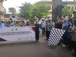 Polresta Cirebon & Mahasiswa Kompak, Bagi-Bagi Sembako Sambut Ramadan