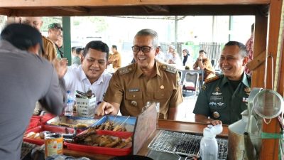 Makan Sambil Edukasi, Warung Angkringan di Cirebon Hadirkan Informasi P4GN dan Bela Negara