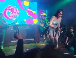 Goyang Lantai 5 Wahaha, Seliya Marsella Tampil Memesona