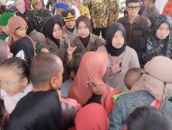 Bazar Murah Ramadhan di Kantor Kejaksaan Sumber Diserbu Emak-emak