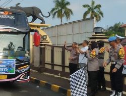 Polresta Cirebon Berangkatkan 200 Pemudik Gratis ke Jawa Tengah