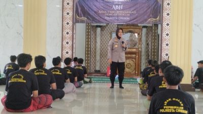 Polresta Cirebon Gelar Pesantren Kilat untuk Anak Bermasalah Hukum, Kapolresta: “Jangan Ulangi Kesalahan yang Sama!”