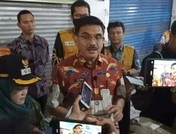 Wawali Siti Farida Sidak ke Pasar Tradisional, Masih Ditemukan Harga Minyak Melebihi HET dan Isi tidak 1 Liter