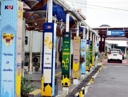 Suasana Ramadhan Makin Hidmat, KAI Daop 3 Cirebon Hadirkan Dekorasi Tematik di Stasiun