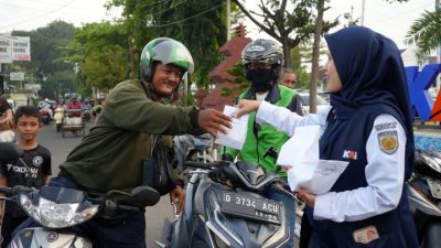 Mudik Makin Ramai! Ribuan Penumpang Serbu Stasiun Cirebon, Tiket Laris Manis