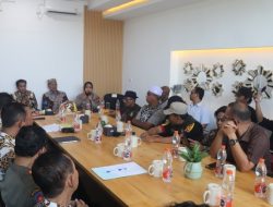 Bupati Imron Respon Keluhan Masyarakat Cirebon Timur, Jalan Rusak Segera Diperbaiki