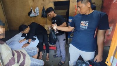 Razia Miras di Cirebon, Puluhan Botol Disita dari Dua Kecamatan