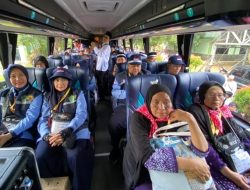 Harapan dan Doa Mengiringi 353 Jamaah Haji Kota Cirebon yang Diberangkatkan Wali Kota