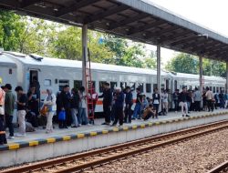 Kereta Malam Rasa Eksklusif, KA Cirebon Fakultatif Hadir Khusus Buat Kaum Long Weekend