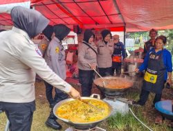 Panci Panas di Tengah Longsor, Polwan & Dinsos Kompak Dirikan Dapur Umum di Gunung Kuda