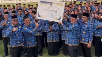 Bupati Cirebon Lantik 1.735 ASN PPPK, Imron : Kerja Lebih Baik dan Semangat