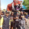Ikuti Nadran & Festival Pesisir Cirebon, Lurah Ruliyanto Pimpin Arak-arakan Rombongan Nelayan Kel. Kesenden