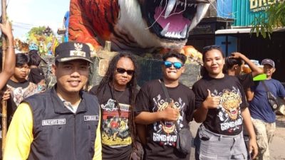 Ikuti Nadran & Festival Pesisir Cirebon, Lurah Ruliyanto Pimpin Arak-arakan Rombongan Nelayan Kel. Kesenden