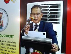 Orasi Ilmiah di Depan 1.300 Wisudawan UMC, Prof. Rokhmin Ingatkan Pentingnya IQ, EQ dan SQ