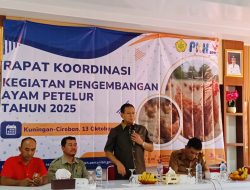 Sepuluh Kelompok Peternak Ayam Petelur Dapat Bantuan Atas Perjuangan Prof. Rokhmin