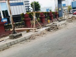 Terkait Proyek Perbaikan Trotoar dan Drainase Jalan Kartini Kota Cirebon, Kadis PUTR : Saya Akan Cek Progresnya