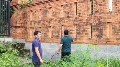 Ketua KONI Kab. Cirebon Pimpin Kegiatan Bersih-bersih Sport Center Watubelah Sumber