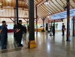 Lantik Puluhan Pejabat Fungsional, Bupati Imron: Kerja Ikhlas dan Jujur