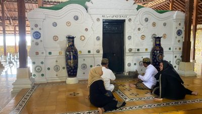 Wasiat Sunan Gunung Jati : Miliki Sikap Terpuji dan Menahan Hawa Nafsu