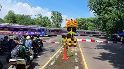 Tingkatkan Keselamatan Perlintasan, KAI Daop 3 Cirebon Tambah Palang Pintu di JPL 200 Krucuk