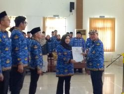 Bupati Cirebon Ingatkan PNS untuk Layani Masyarakat dengan Baik, Imron: Jangan Dipersulit!