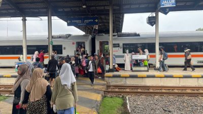 Long Weekend 1-3 Mei 2026, KAI Daop 3 Cirebon Catat Ada 35.016 Orang Gunakan Transportasi Kereta Api