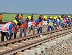 KAI Daop 3 Cirebon Perkuat Keandalan Prasarana Jalan Rel Kereta Api