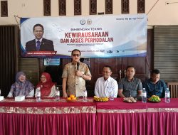 Prof. Rokhmin Buka Bimtek Kewirausahaan dan Akses Permodalan di Cirebon
