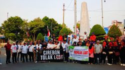 Di Tugu Proklamasi Alun-alun Kejaksan, Para Pemuda Cirebon Teriakan Penolakan LGBT