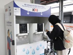 Sediakan Water Station Gratis, KAI Daop 3 Cirebon Ajak Penumpang Bawa Tumbler dan Kurangi Sampah Plastik