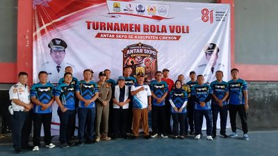 Sekda Hendra Nirmala Buka Turnamen Bola Voli antar-OPD di Pemkab Cirebon