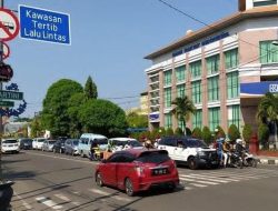 Setelah Jalan Kartini Mulus, Wali Kota  Cirebon Sebut Jalan Wahidin Segera Diperbaiki